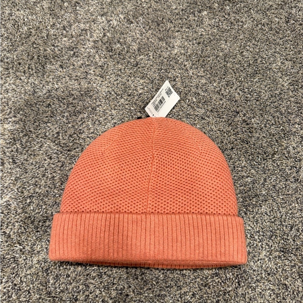 NWT Lululemon Fleece-Lined Knit Beanie
Heathered Pink Savannah - Picture 2 of 4
